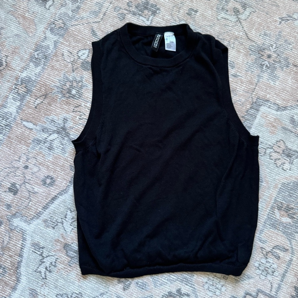 H&M Divided Black Knit Sleeveless Top